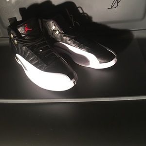 AIR JORDAN 12 RETRO 'PLAYOFF'